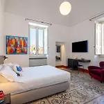 Dimora Del Vescovo Art Boutique Bed & Breakfast 4*